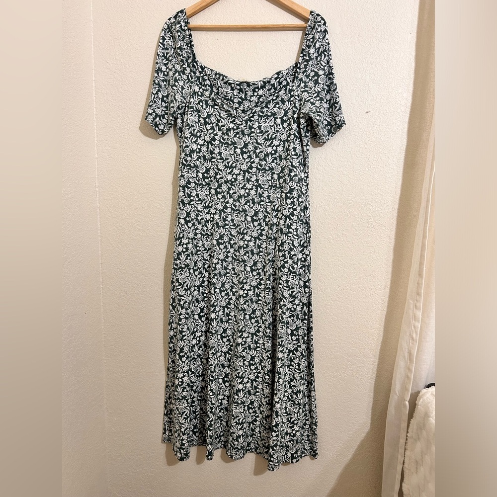 Boden Green and White Floral Maxi Dress